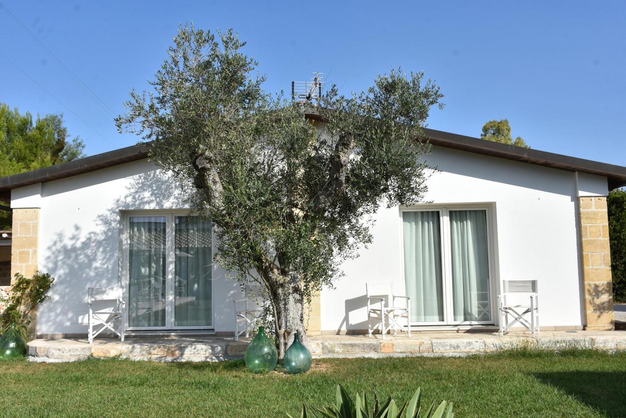 Masseria Tenuta Flora Maria Leverano Eksteriør billede