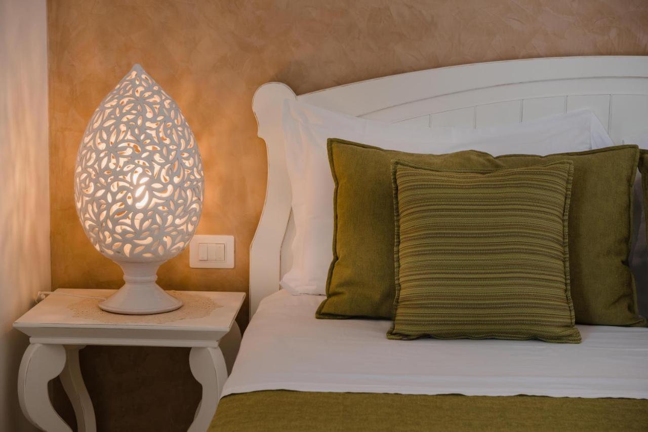 Masseria Tenuta Flora Maria Leverano Eksteriør billede