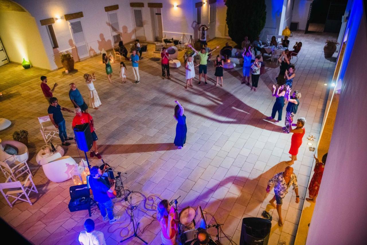 Masseria Tenuta Flora Maria Leverano Eksteriør billede