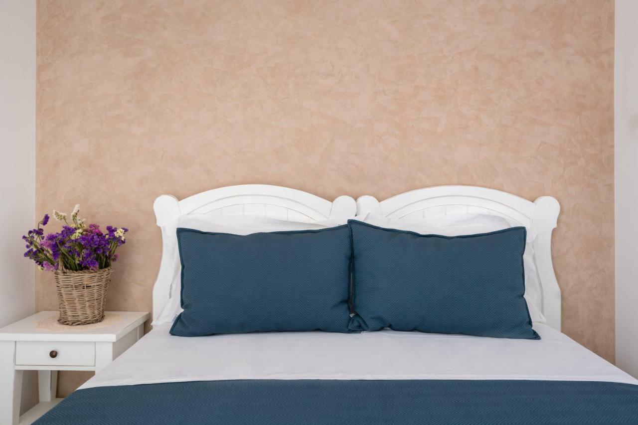 Masseria Tenuta Flora Maria Leverano Eksteriør billede